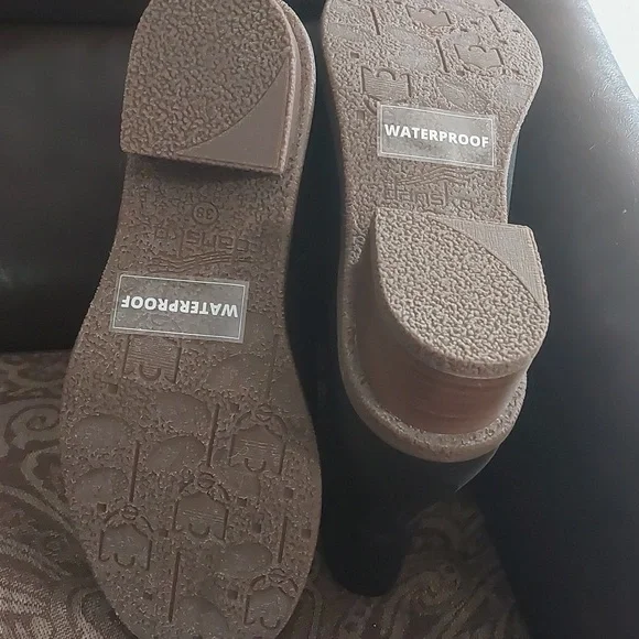 Dansko Black Leather Ankle Booties - Picture 6 of 7